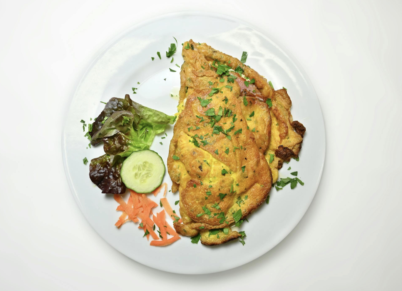 Omlet-z-warzywami-i-serem-zoltym-MSM-Monki Światowy Dzień Zdrowia: dlaczego zbilansowana dieta wraca do łask